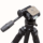 Trípode Weifeng WF-6663A de aluminio, cabeza de fluido 3 vías (360°) y altura hasta 167 cm. Pies en 4 secciones con bloqueo rápido, carga máxima 5 kg. Perfecto para video profesional o fotografía en estudio/exteriores, brindando estabilidad y nivelación.