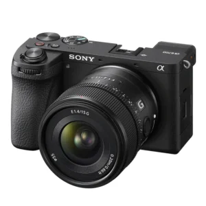 Sony A6700 Cámara Sony A6700 mirrorless con sensor APS-C y grabación de video 4K profesional. Sony A6700 con enfoque automático inteligente y tecnología avanzada de seguimiento en tiempo real. Cámara Sony Alpha A6700 compacta y potente ideal para fotografía, vlogging y creación de contenido. Sony A6700 con excelente rendimiento en fotografía nocturna y captura de imágenes de alta resolución. Cámara Sony A6700 diseñada para creadores de contenido, viajes y producción audiovisual profesional.