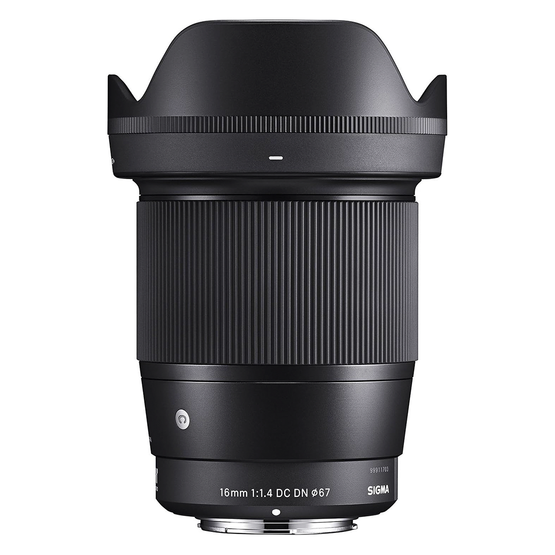 11-Sigma 16mm F1.4 Sony