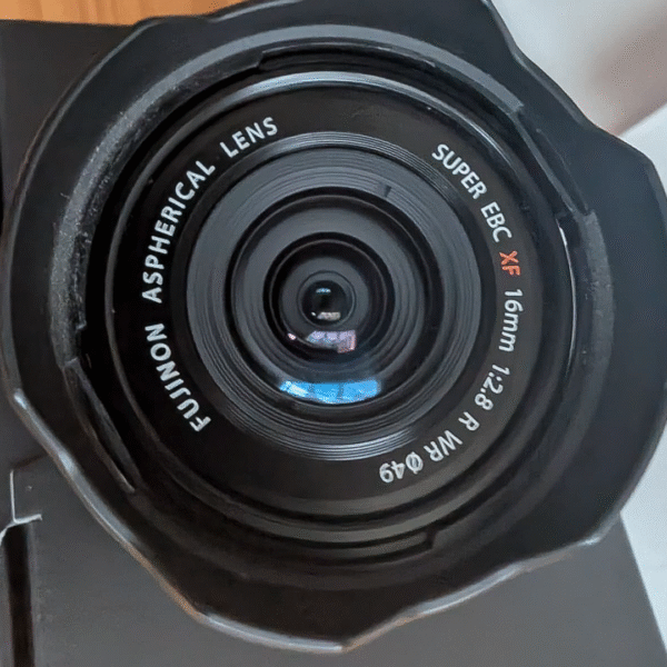Fujinon XF16mm F2.8 R WR - Imagen 2