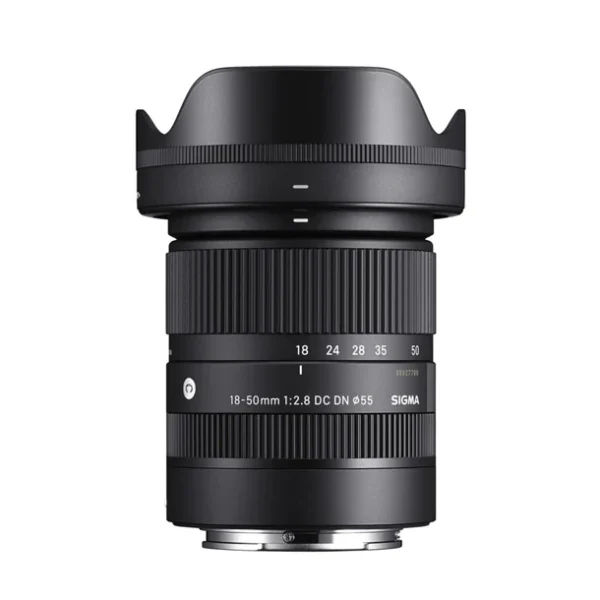 Lente Sigma 18-50mm F2.8 DC DN Contemporary para Sony E APS-C con apertura constante y excelente calidad de imagen para fotografía y video. Objetivo Sigma 18-50mm F2.8 compatible con cámaras Sony APS-C mirrorless ideal para retratos, viajes, fotografía urbana y creación de contenido. Sigma 18-50mm F2.8 DC DN Contemporary con enfoque automático rápido, diseño compacto y gran nitidez en todo el rango focal. Lente Sigma 18-50mm para Sony E ligero y versátil, perfecto para fotografía profesional, vlogging y producción audiovisual. Sigma 18-50mm F2.8 Contemporary para Sony APS-C con alto rendimiento óptico y excelente relación calidad precio para fotógrafos y creadores de contenido.