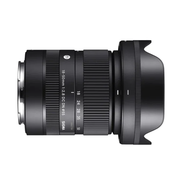 Lente Sigma 18-50mm F2.8 DC DN Contemporary para Sony E APS-C con apertura constante y excelente calidad de imagen para fotografía y video. Objetivo Sigma 18-50mm F2.8 compatible con cámaras Sony APS-C mirrorless ideal para retratos, viajes, fotografía urbana y creación de contenido. Sigma 18-50mm F2.8 DC DN Contemporary con enfoque automático rápido, diseño compacto y gran nitidez en todo el rango focal. Lente Sigma 18-50mm para Sony E ligero y versátil, perfecto para fotografía profesional, vlogging y producción audiovisual. Sigma 18-50mm F2.8 Contemporary para Sony APS-C con alto rendimiento óptico y excelente relación calidad precio para fotógrafos y creadores de contenido.